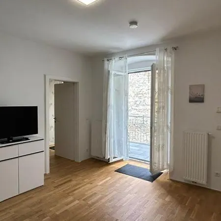Paky 00313 Apartment